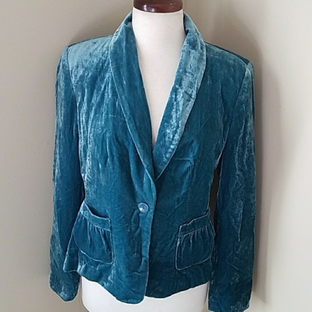 Daisy Fuentes Moda blue crushed velvet blazer